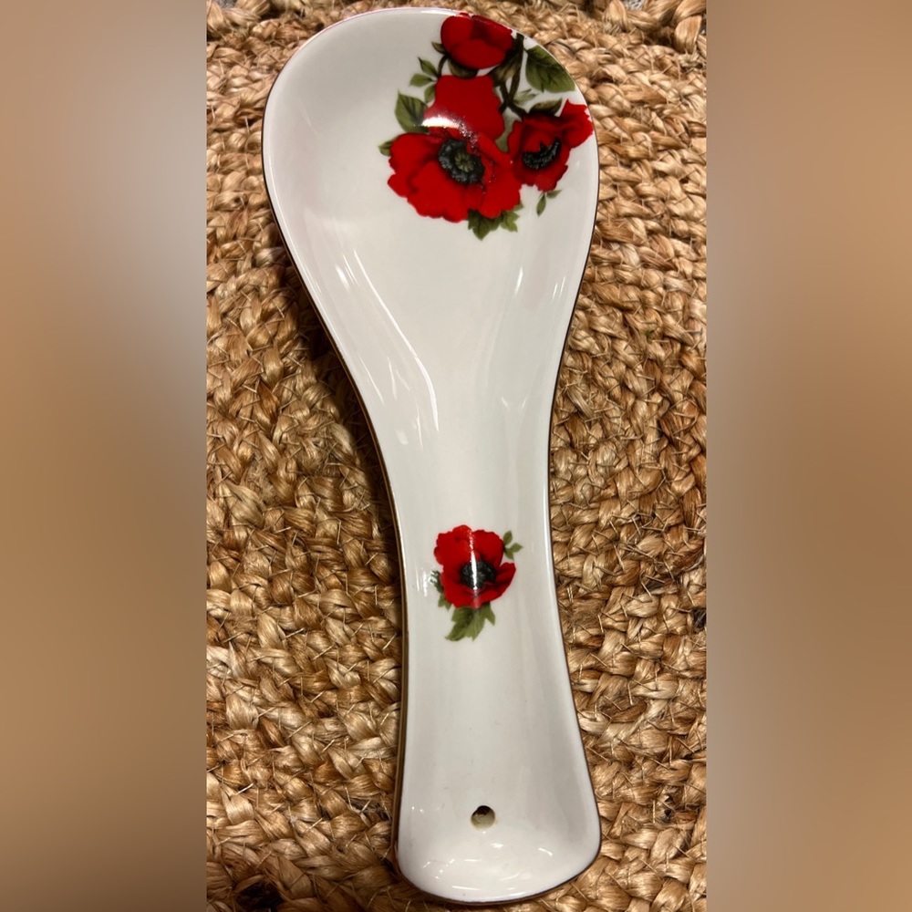 GRACIE BONE CHINA WHITE & RED POPPIES PORCELAIN REST SPOON